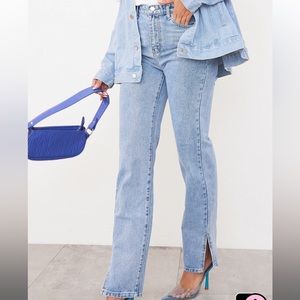 PRETTYLITTLETHING Light Blue Wash Long Leg Split Hem Jeans!